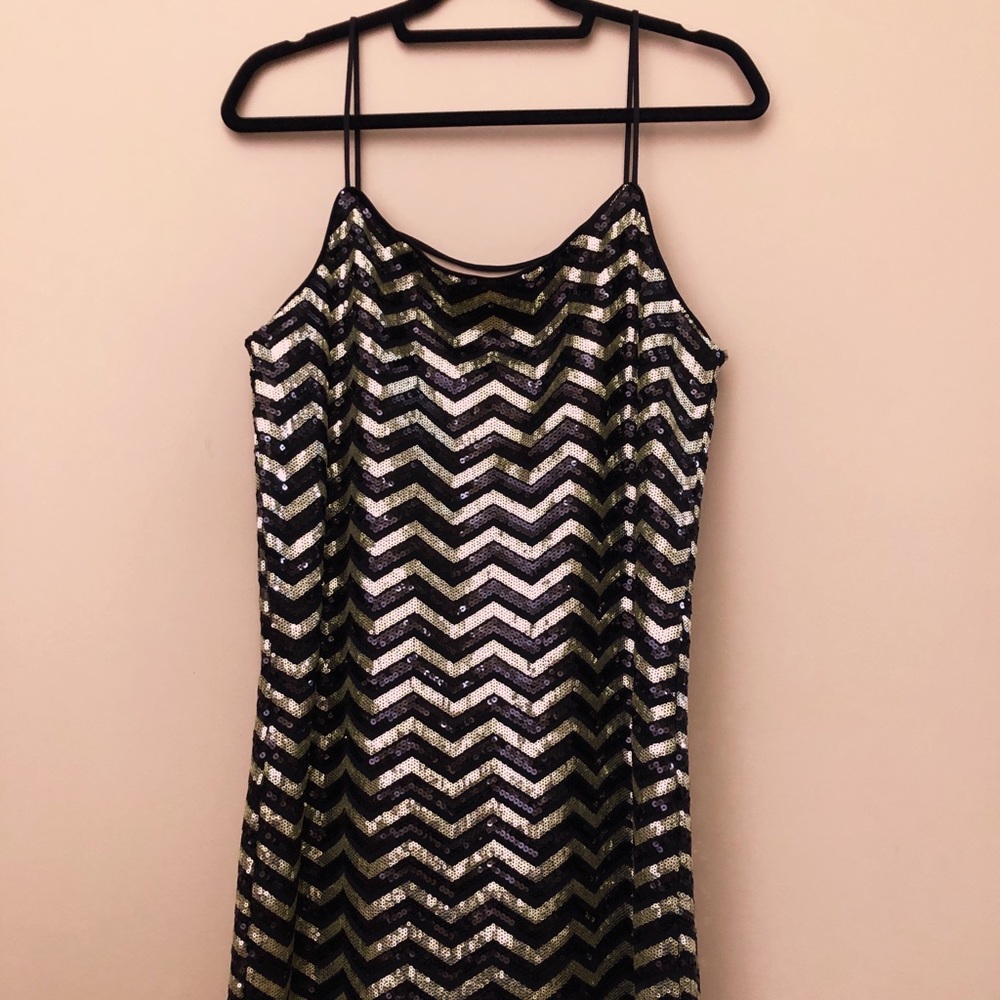 Very Moda | Sequin Cami Dress